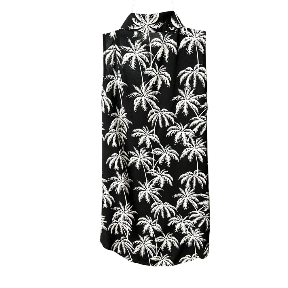 City Boutique Women's Size Medium Sleeveless Button Up Tropical Print Top - Picture 2 of 8